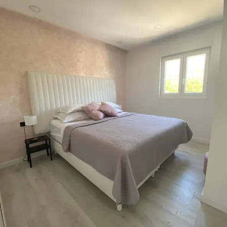 Апартаменты Tri Brata Подстрана