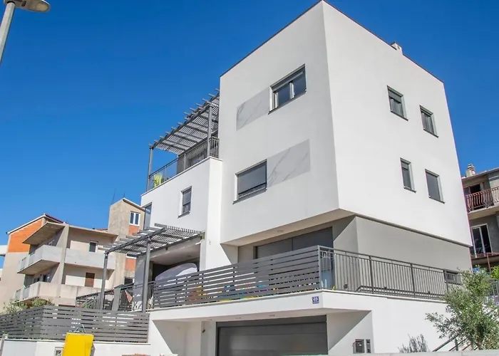 Tri Brata Апартаменты *